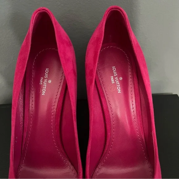 Louis Vuitton Heels 100% Authentic - Picture 6 of 8
